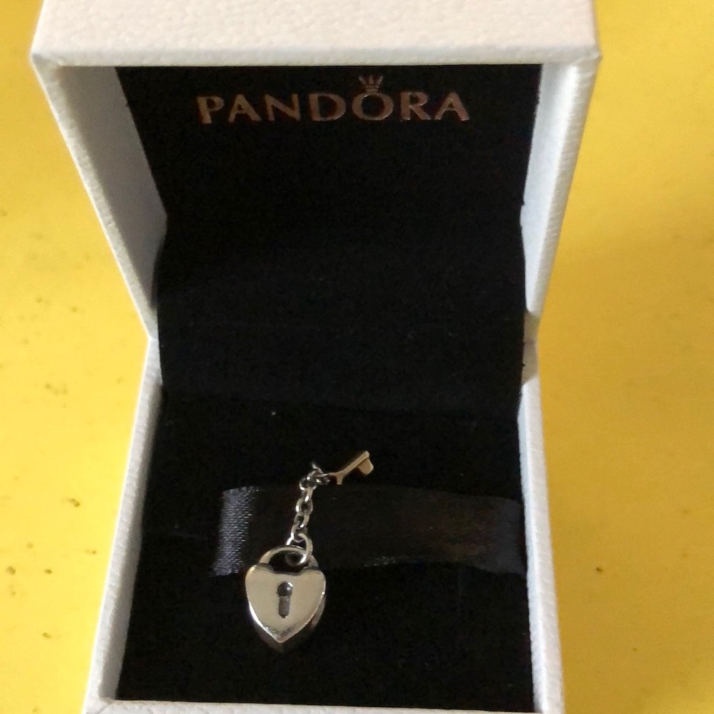 Pandora key to my heart charm